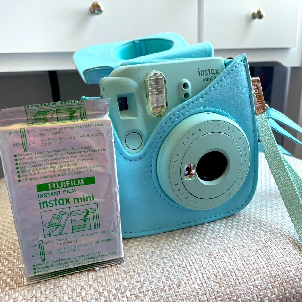 Instax mini 9 polaroid camera set